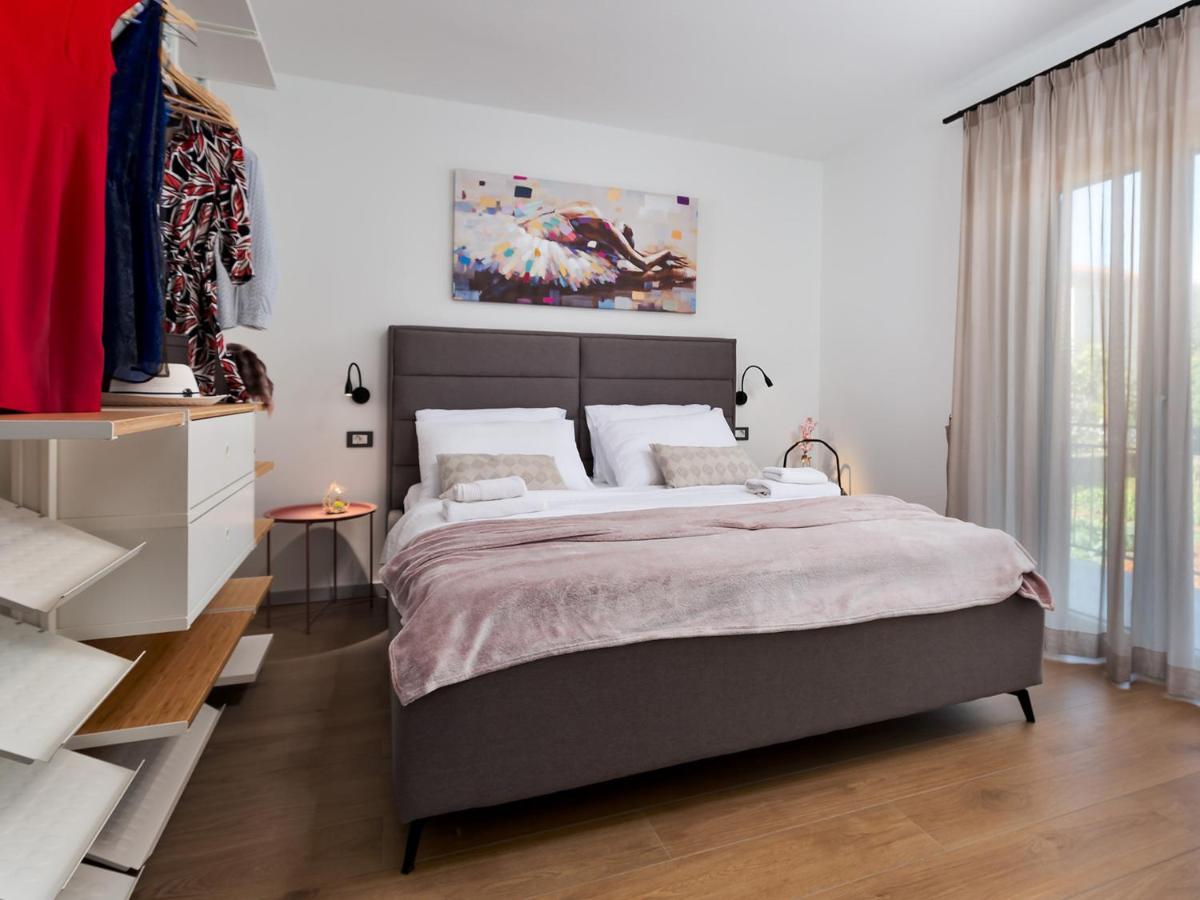 Luxury Apartment Vabriga Tar-Vabriga Екстериор снимка